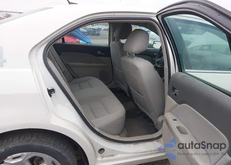 2011 Ford Fusion Se z USA, uszkodzony, nr VIN 3FAHP0HA0BR288249